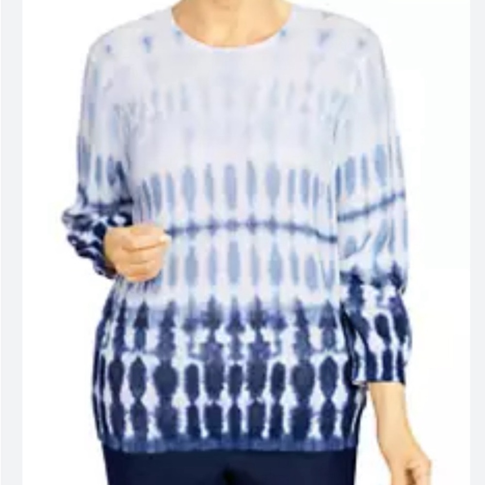 NWOT: size L Shenandoah Valley Crew Neck Ombré Tie Dye Sweater